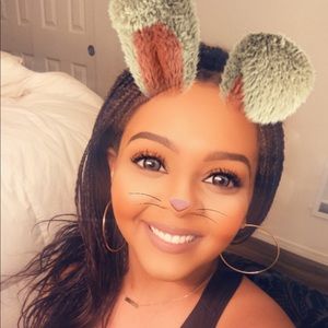 Meet your Posher, Naomi